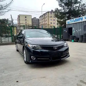 Toyota Camry, 2014