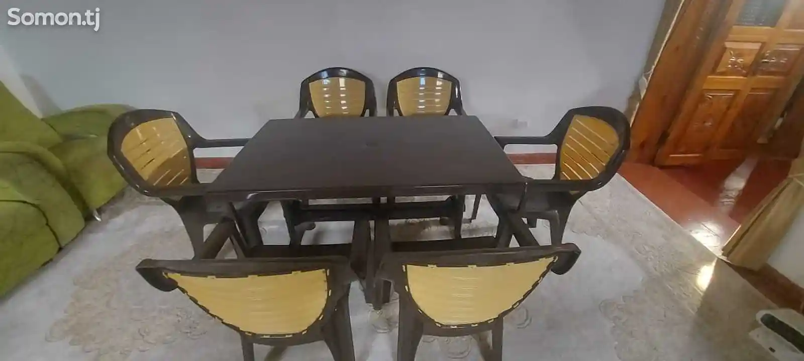 Столы и стулья-3