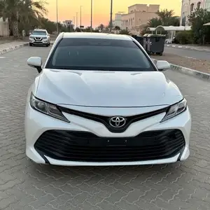 Toyota Camry, 2020