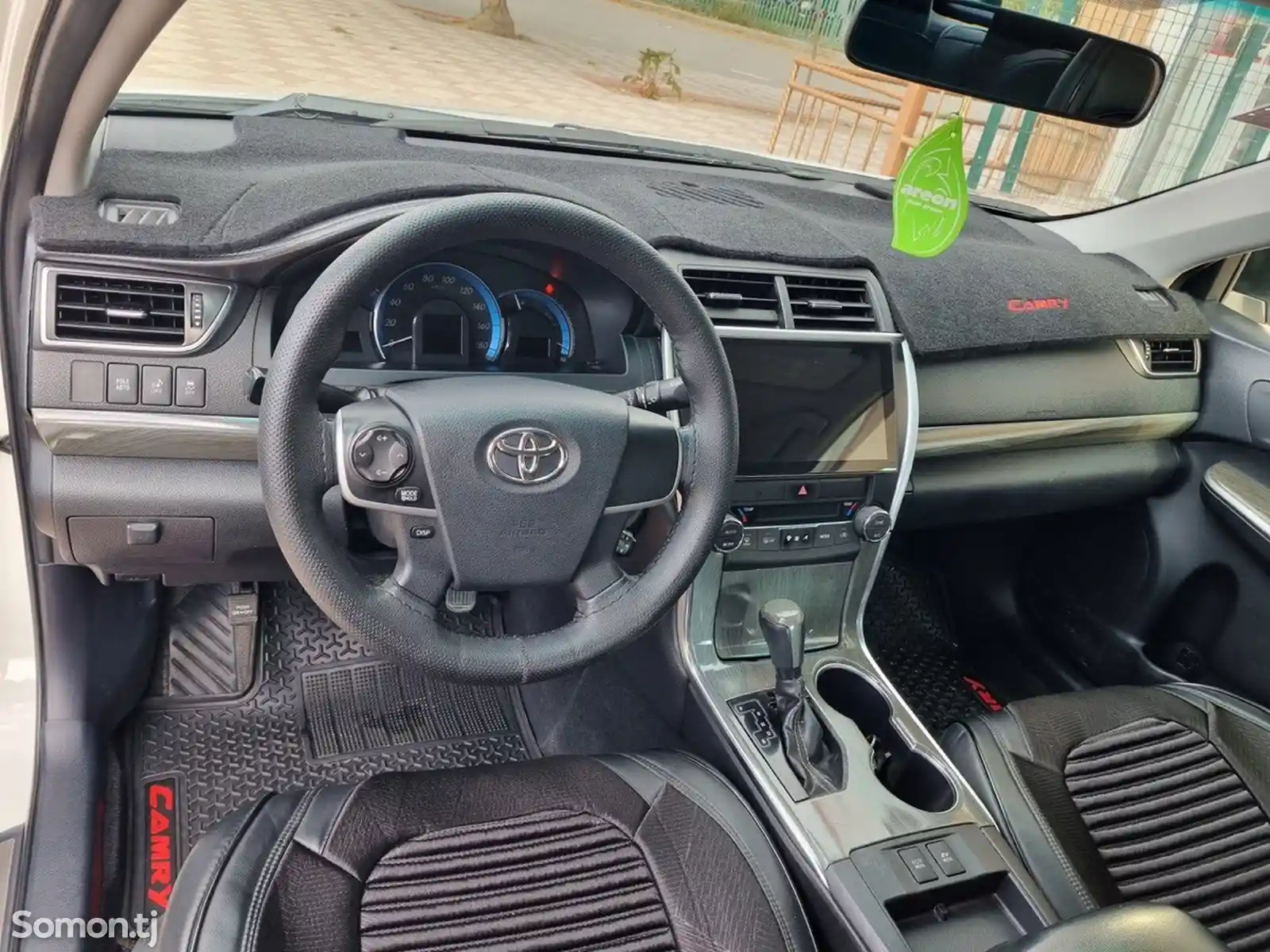 Toyota Camry, 2012-9