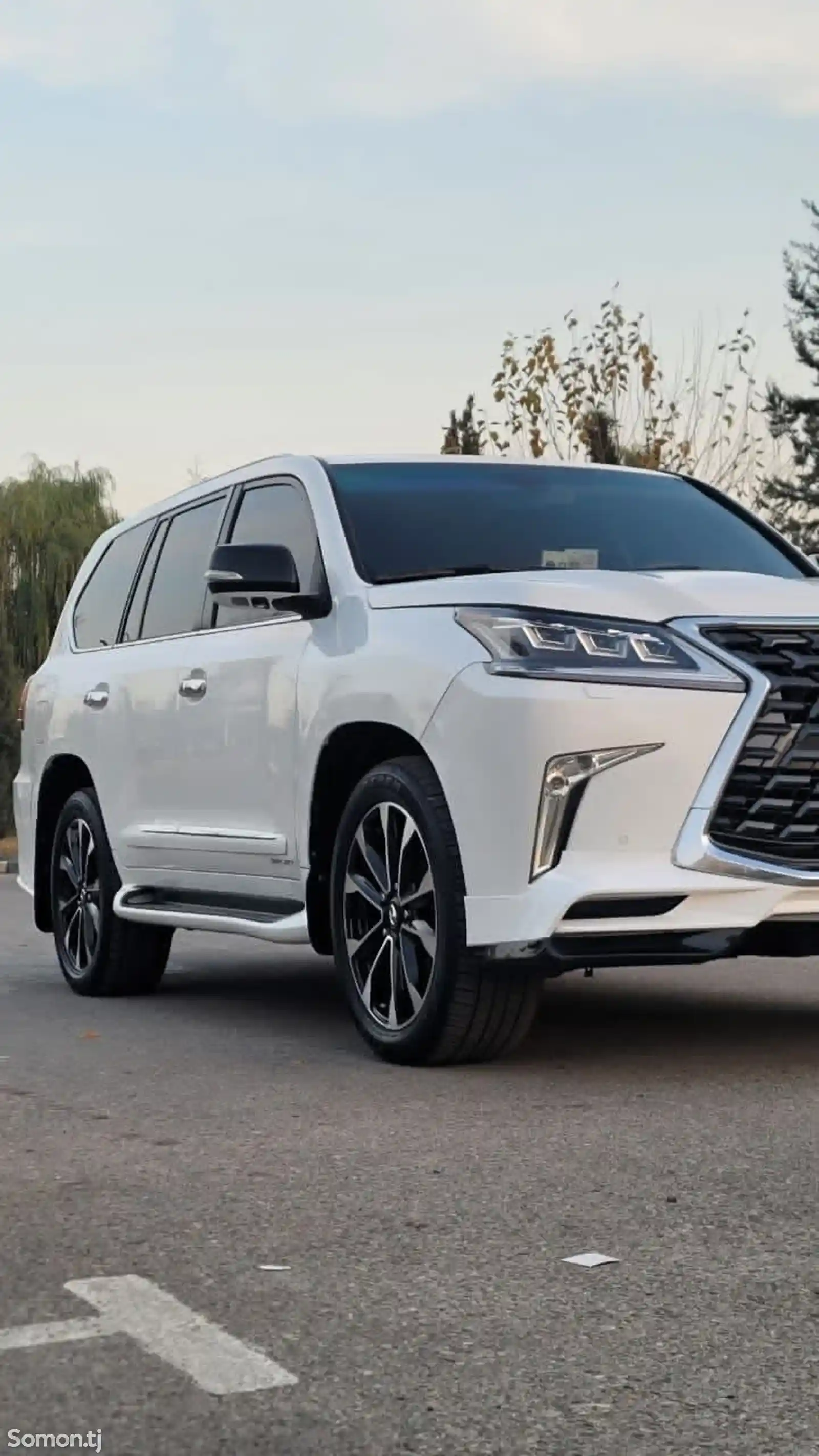 Lexus LX series, 2009-6