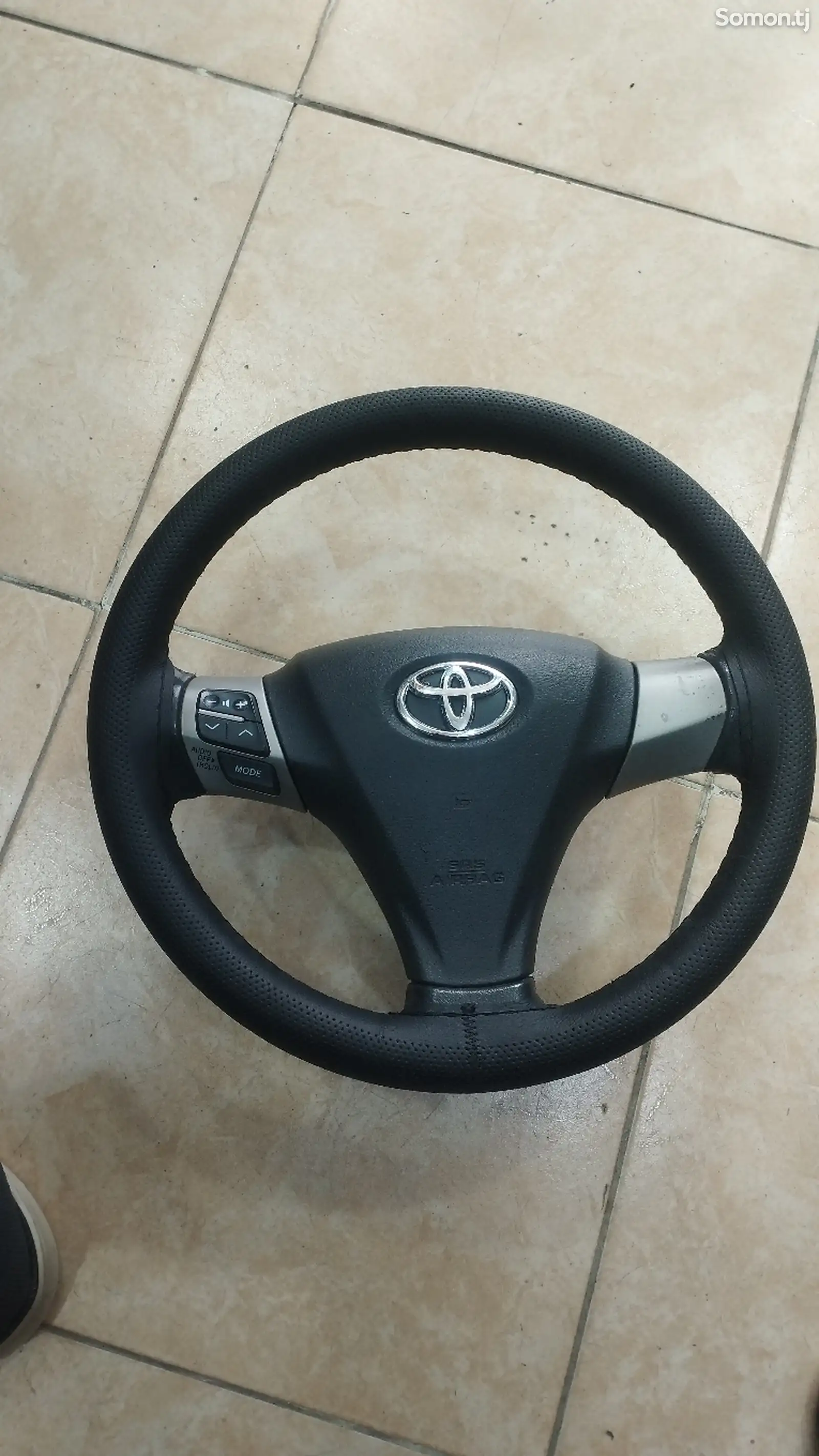 Руль для Toyota Camry-3