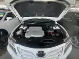 Toyota Camry, 2010-3