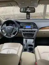 Hyundai Sonata, 2015-8