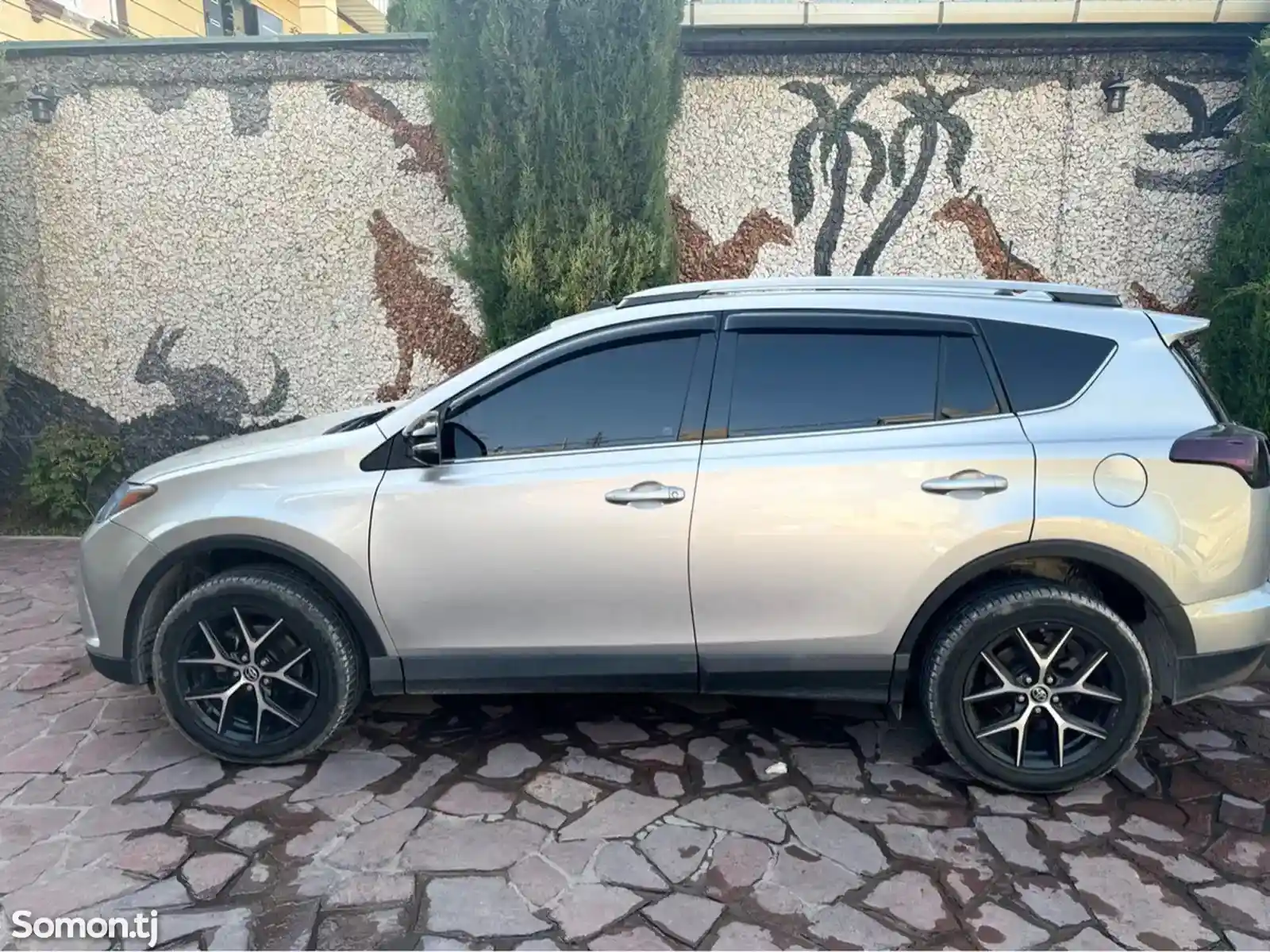 Toyota RAV 4, 2017-9