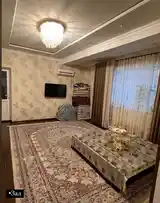 2-комн. квартира, 5 этаж, 84 м², Сино-3