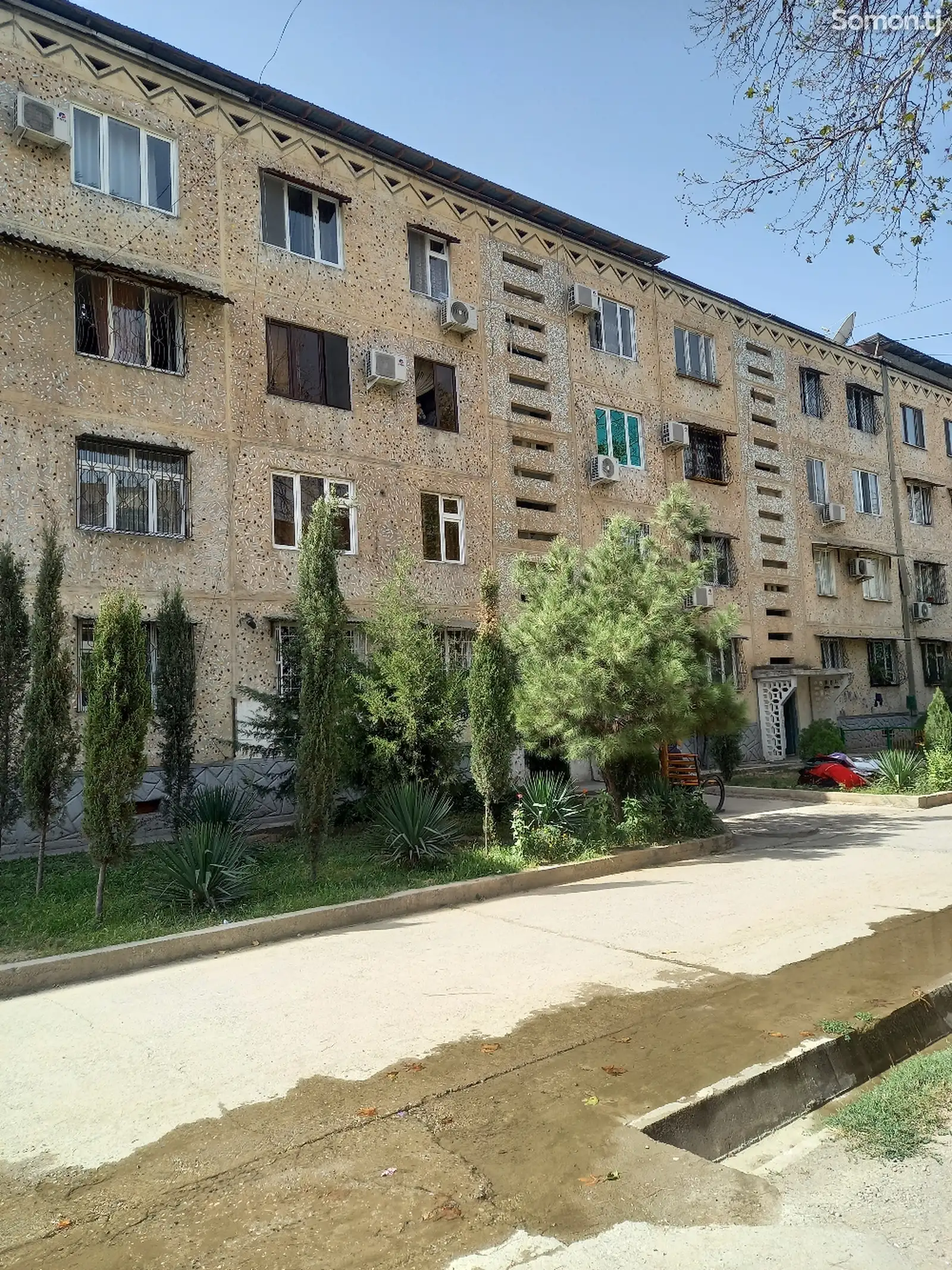 2-комн. квартира, 4 этаж, 55 м², 61мкр, Фирдавси-1