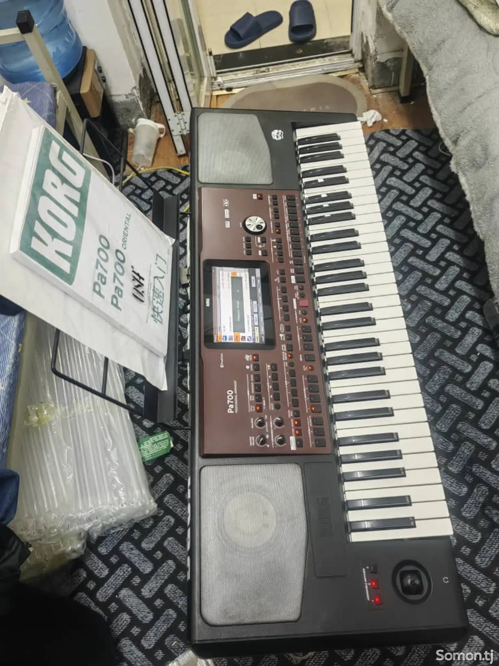 Синтезатор Korg pa 700-1