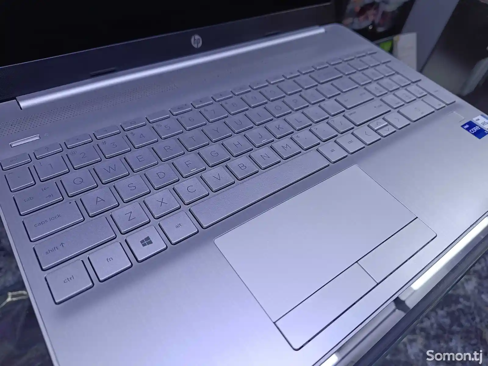 Ноутбук HP Laptop 15 Core i7-1165G7 / 12GB / 256GB SSD-6