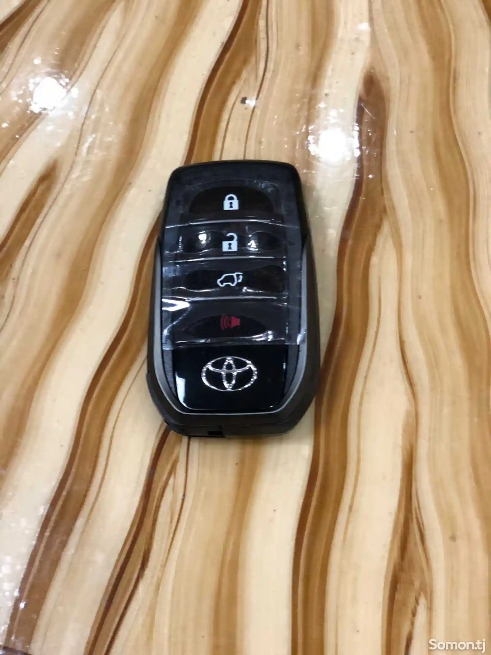 Корпус ключа Toyota Camry-1