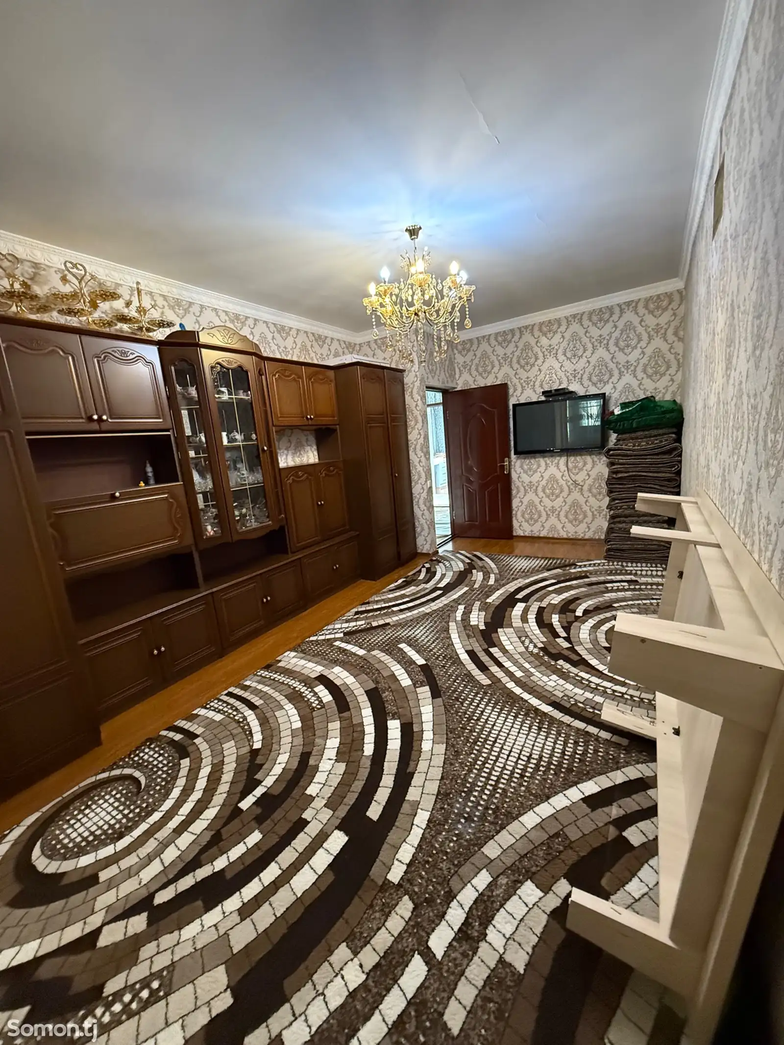 3-комн. квартира, 4 этаж, 60 м², Шохмансур-1