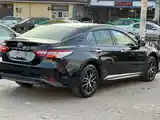 Toyota Camry, 2019-9