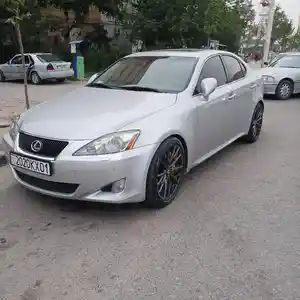 Lexus IS series, 2008