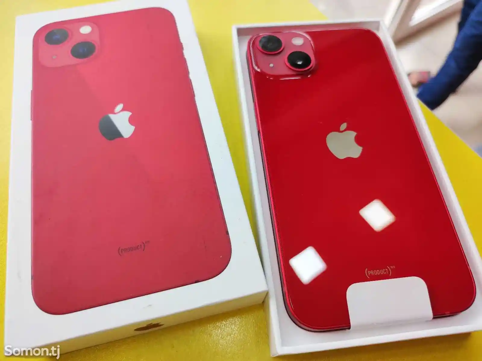 Apple iPhone 13, 128 gb, Product Red-2