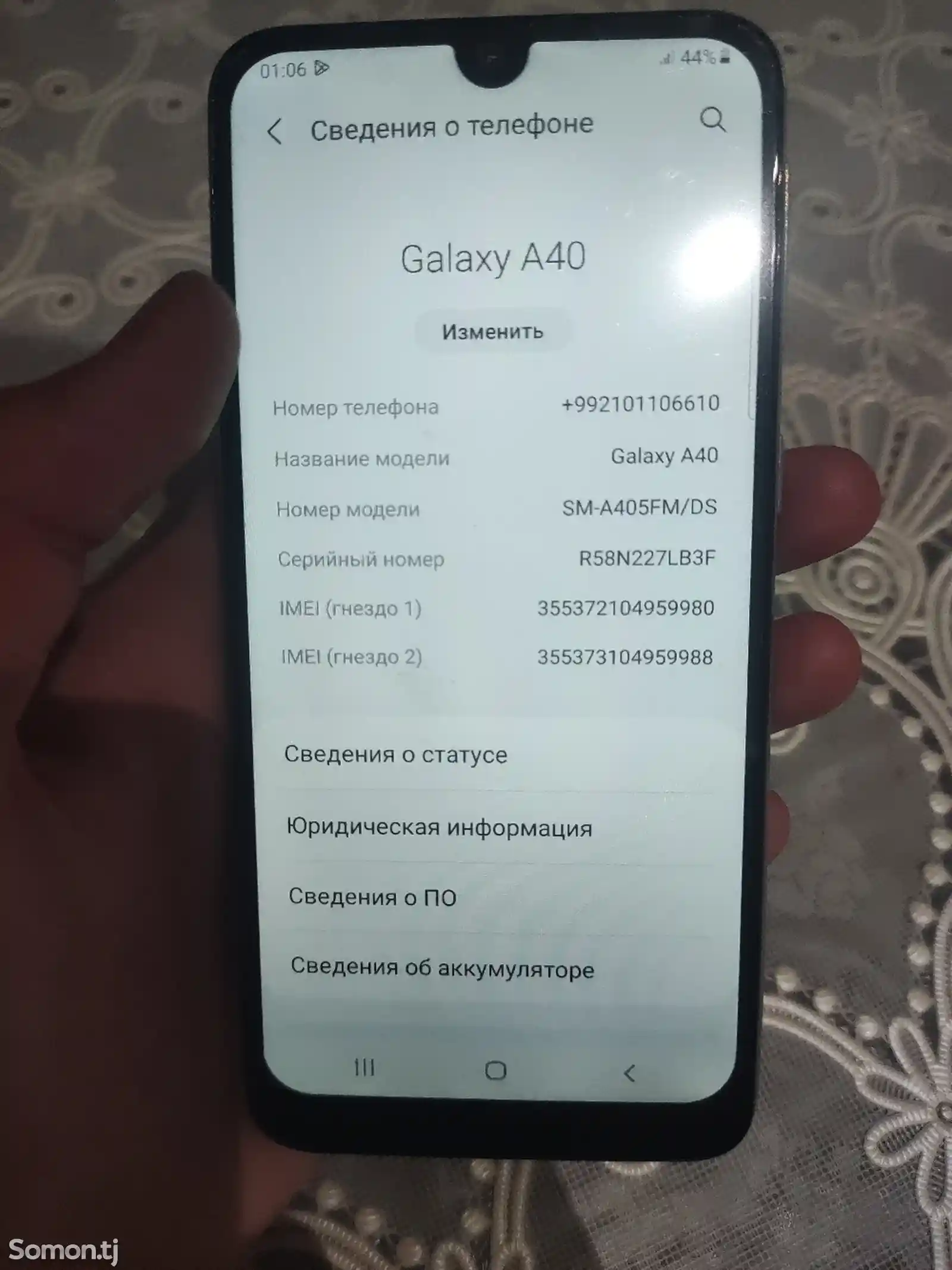 Samsung Galaxy A40-4