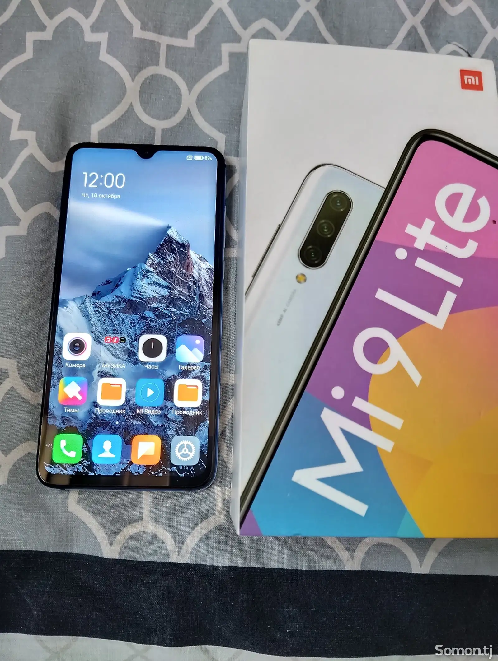 Xiaomi Mi 9 Lite 128Gb-1