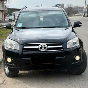 Toyota RAV 4, 2010