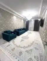 2-комн. квартира, 3 этаж, 83м², Дом печати, Пайкар-7