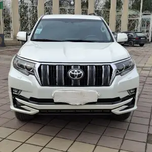 Toyota Land Cruiser Prado, 2023