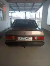 Mercedes-Benz W201, 1990-2