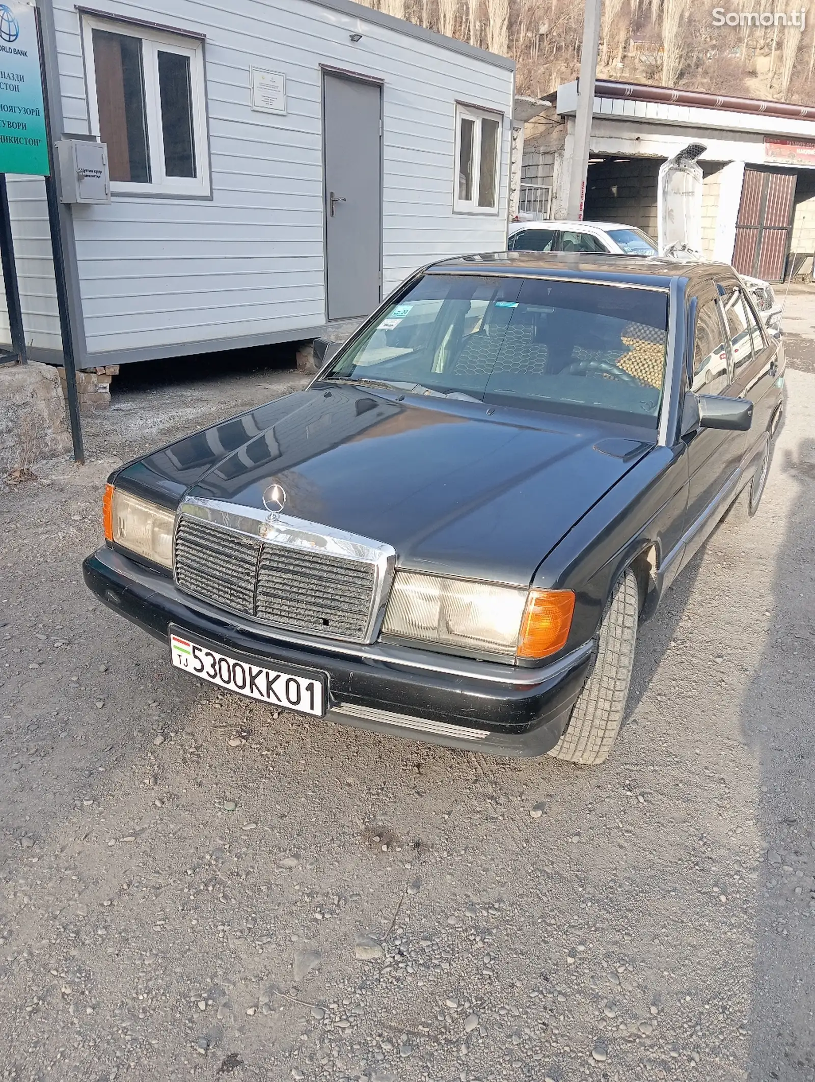 Mercedes-Benz W201, 1990-1