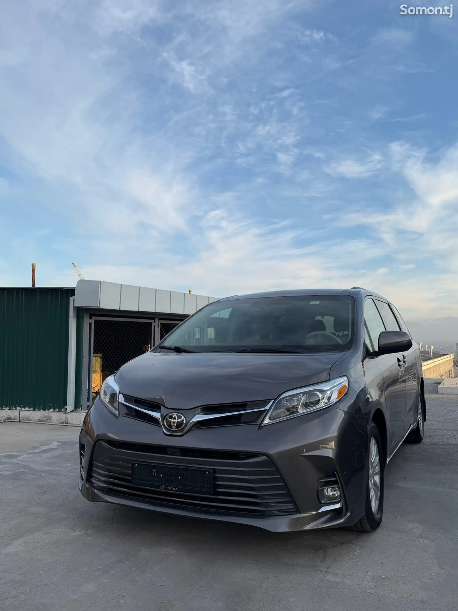 Toyota Sienna, 2015-1