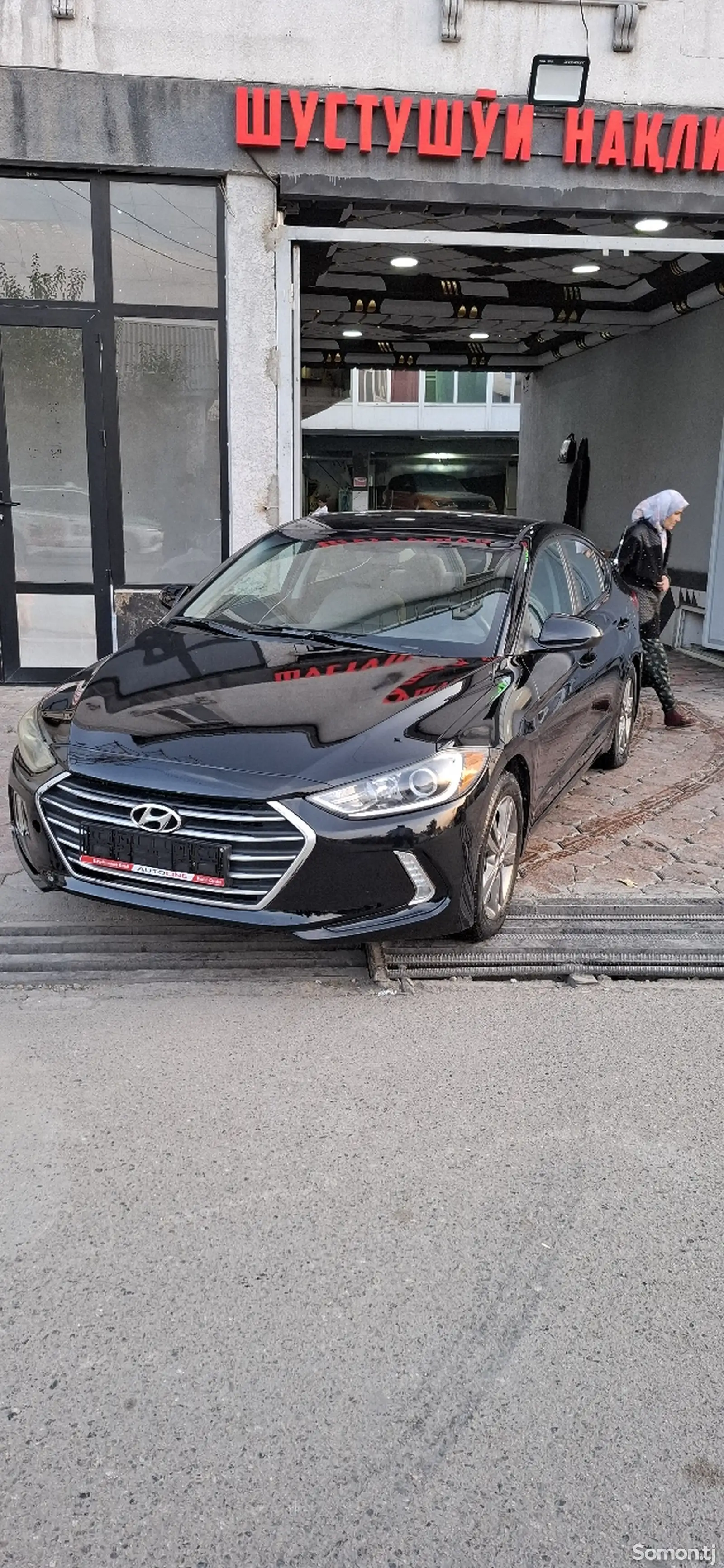 Hyundai Elantra, 2017-1