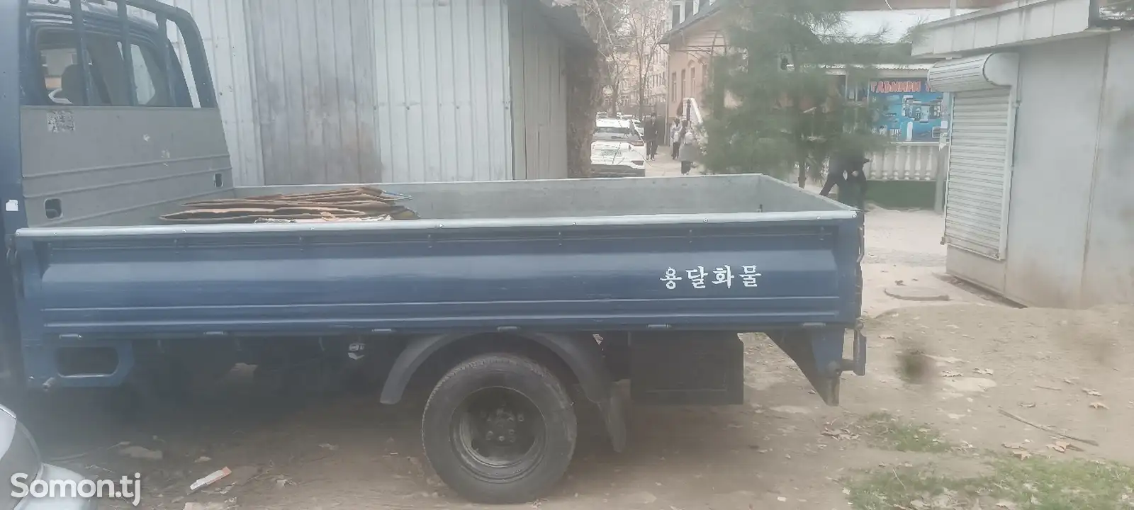 Бортовой автомобиль Hyundai Porter, 2016-1