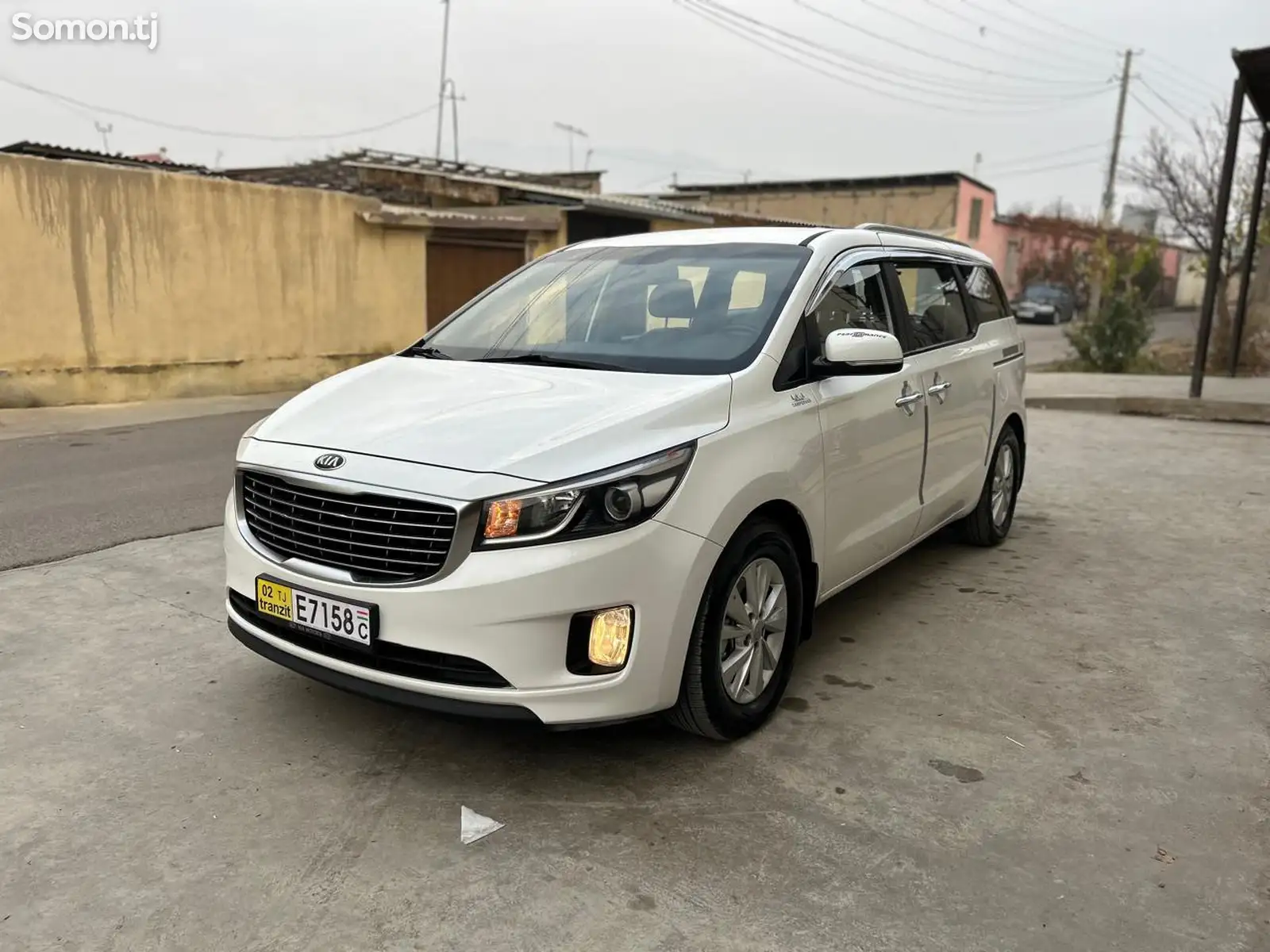 Kia Carnival, 2015-1