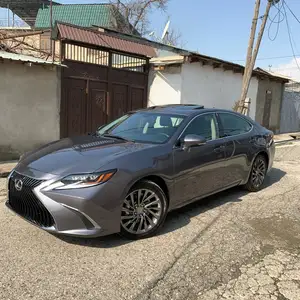 Lexus ES series, 2015