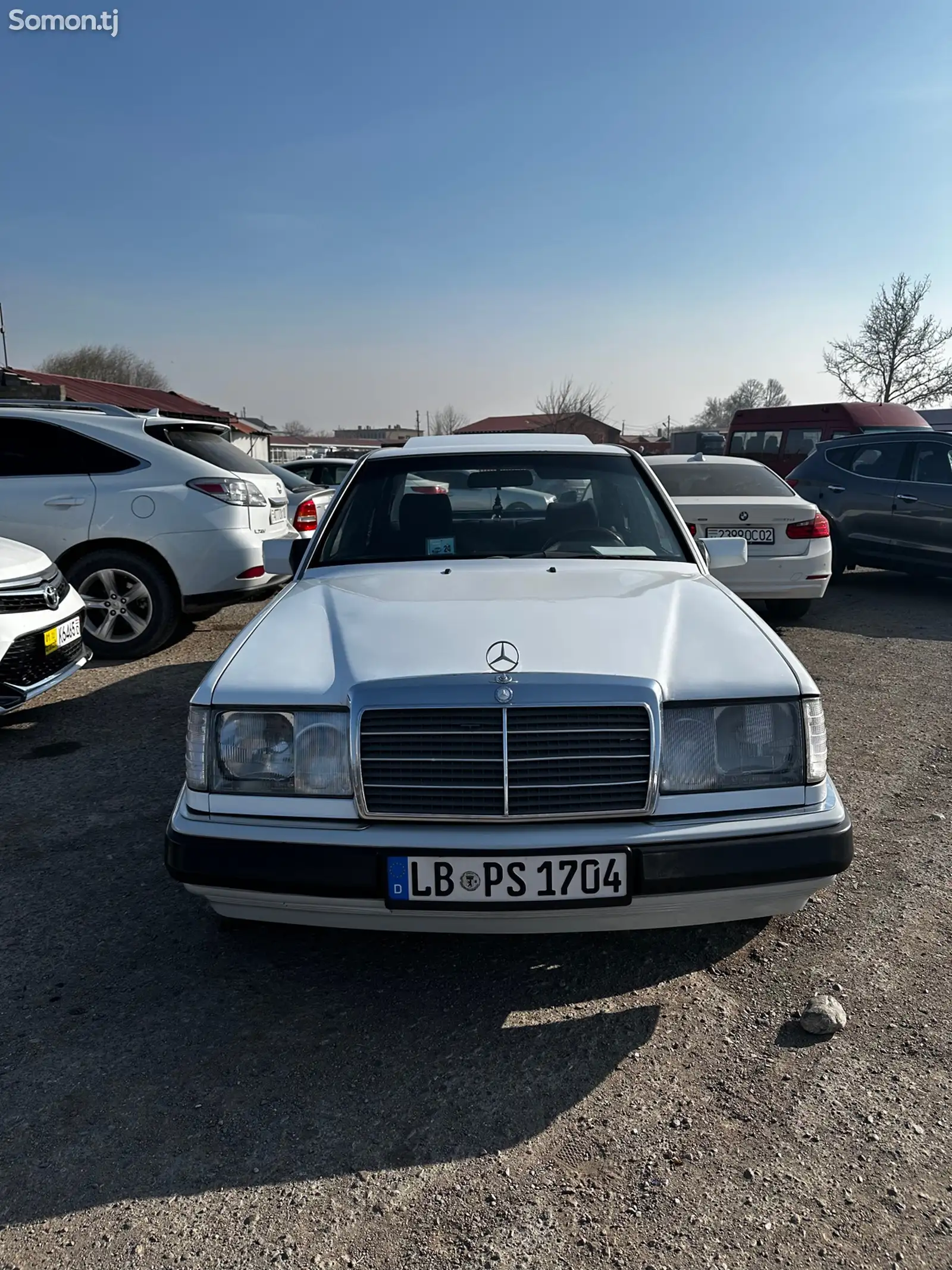 Mercedes-Benz W124, 1992-1