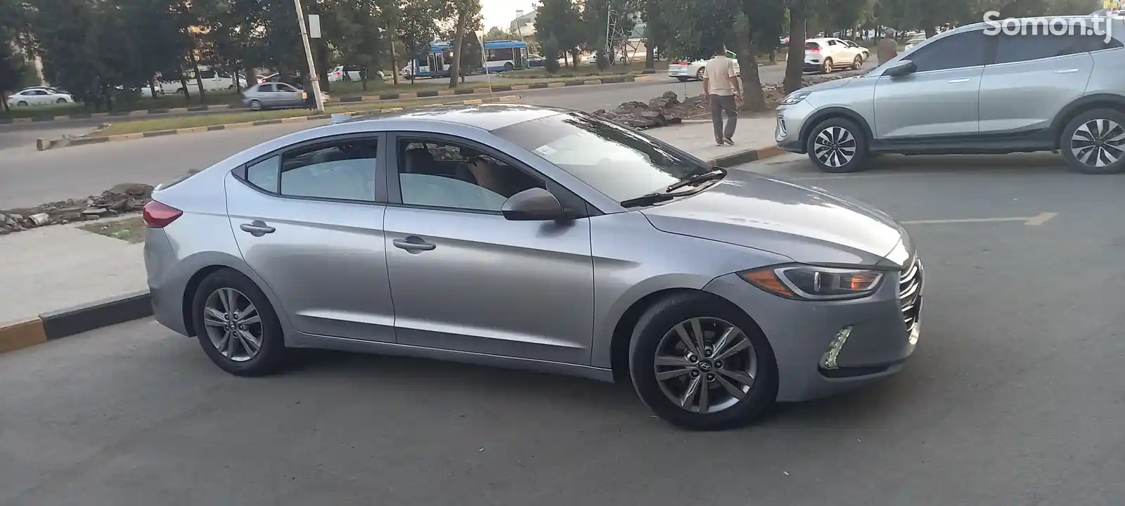 Hyundai Elantra, 2016-8