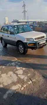 Toyota RAV 4, 1998-2