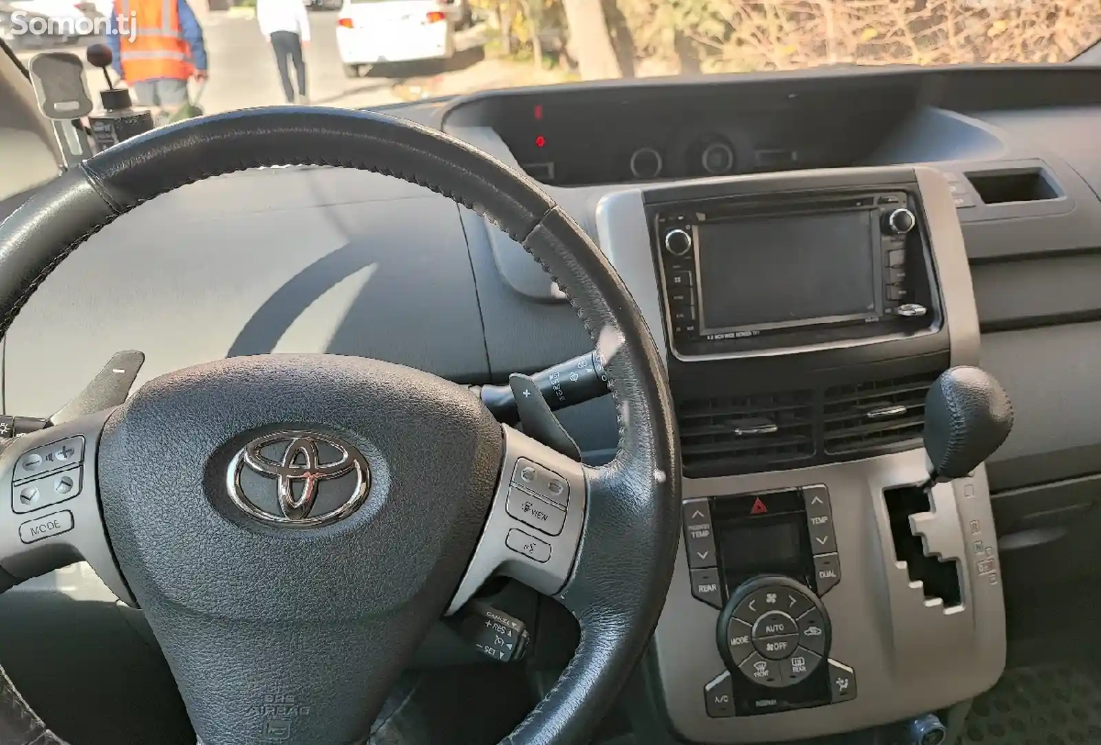 Toyota Voxy, 2007-2