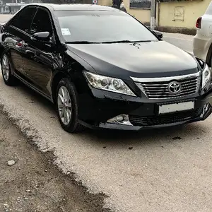 Toyota Camry, 2014