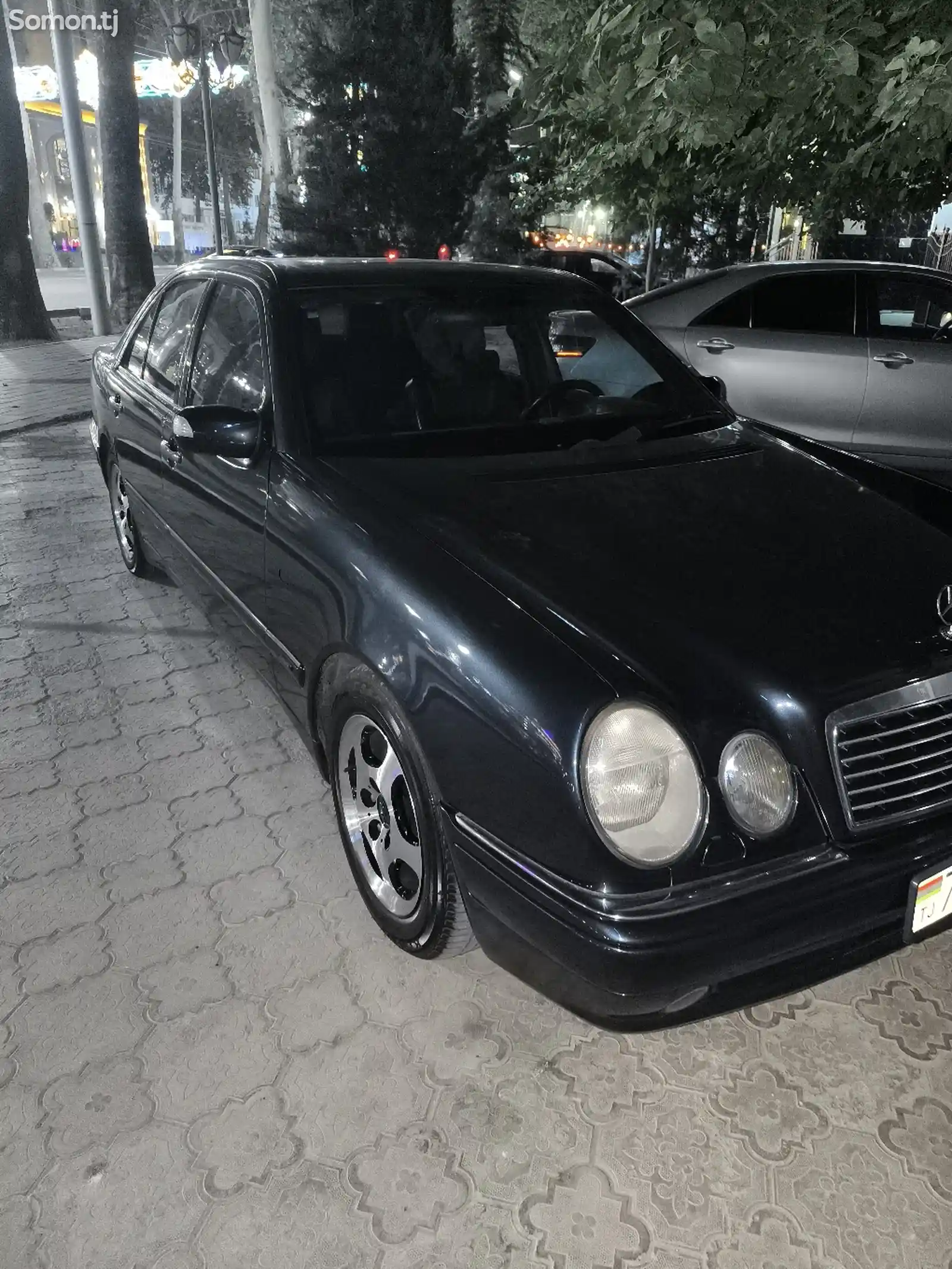 Mercedes-Benz E class, 1998-6