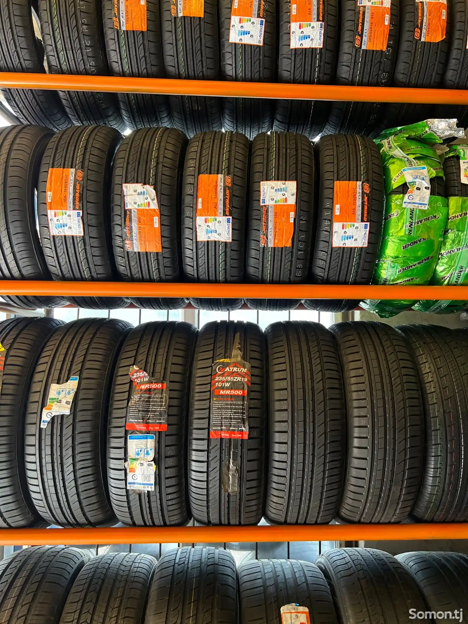 Шины 235/55 R19 Mayrun