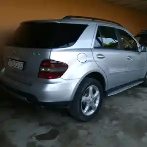 Mercedes-Benz ML class, 2006