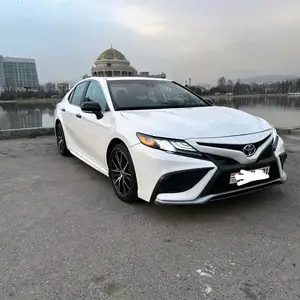 Toyota Camry, 2021