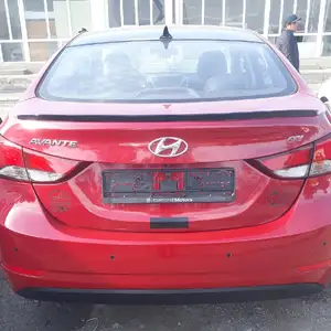 Hyundai Avante, 2015