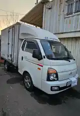 Бортовой автомобиль Hyundai Porter 2, 2015-10