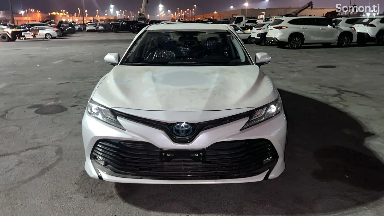 Toyota Camry, 2019-1