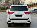 Toyota Land Cruiser, 2022-5