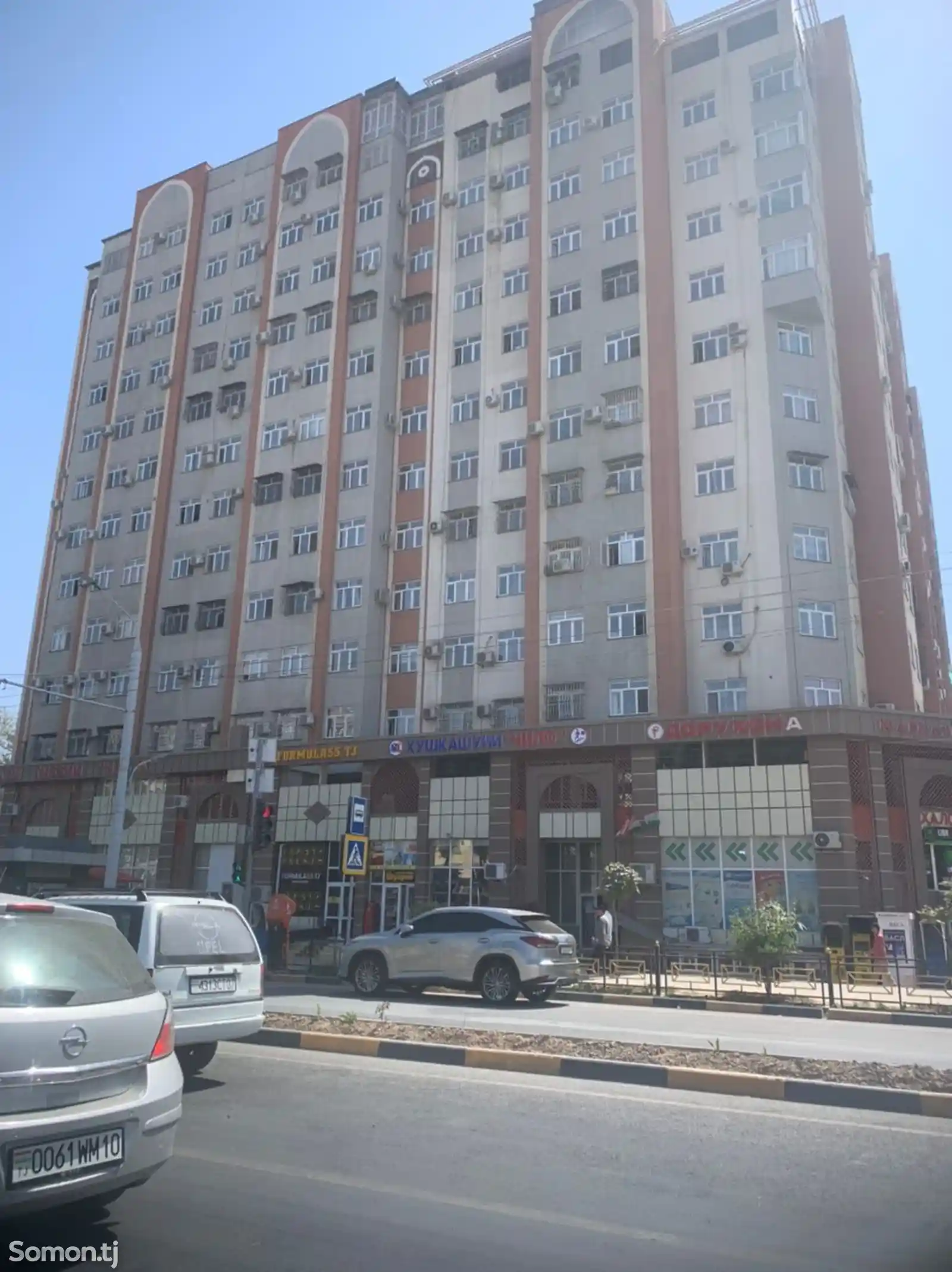 3-комн. квартира, 3 этаж, 115м², 102 мкр-12