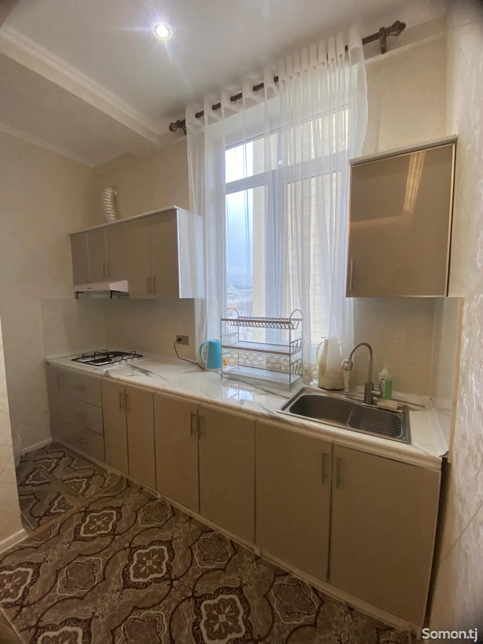 3-комн. квартира, 3 этаж, 83 м², 18 мкр-1