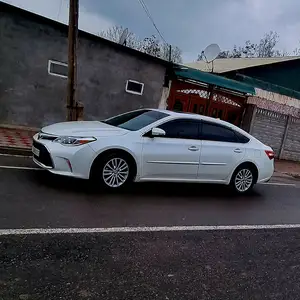 Toyota Avalon, 2016