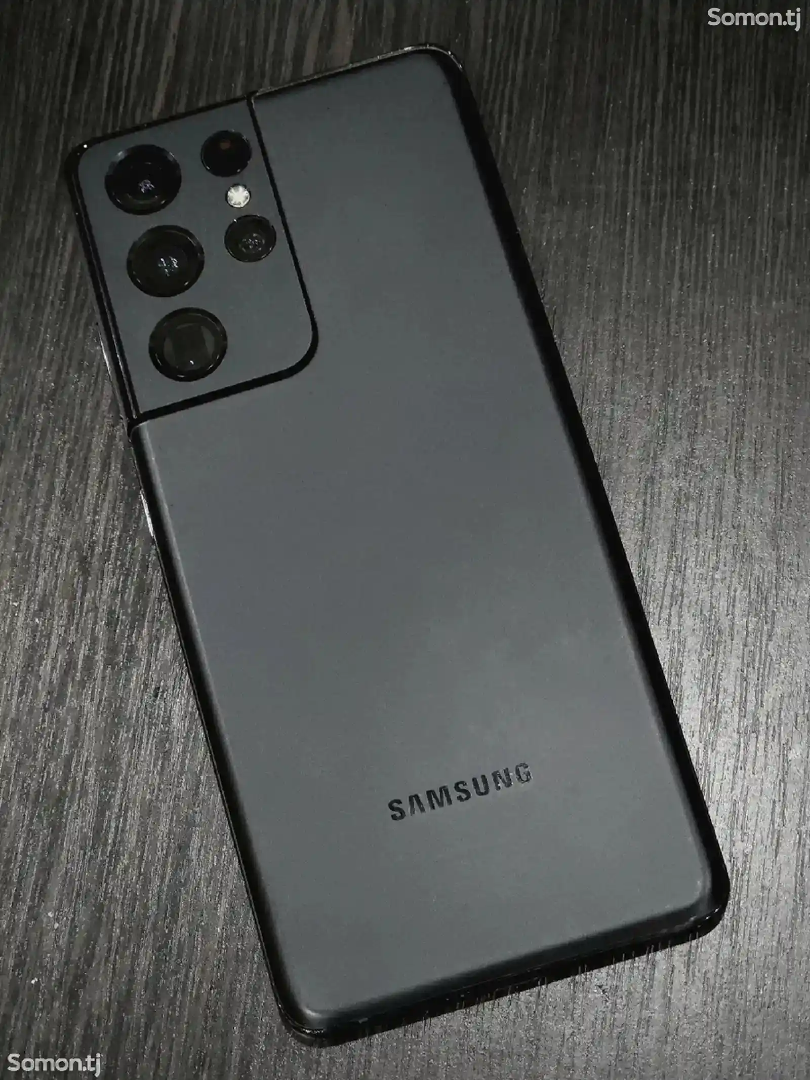 Samsung Galaxy S21 Ultra-2