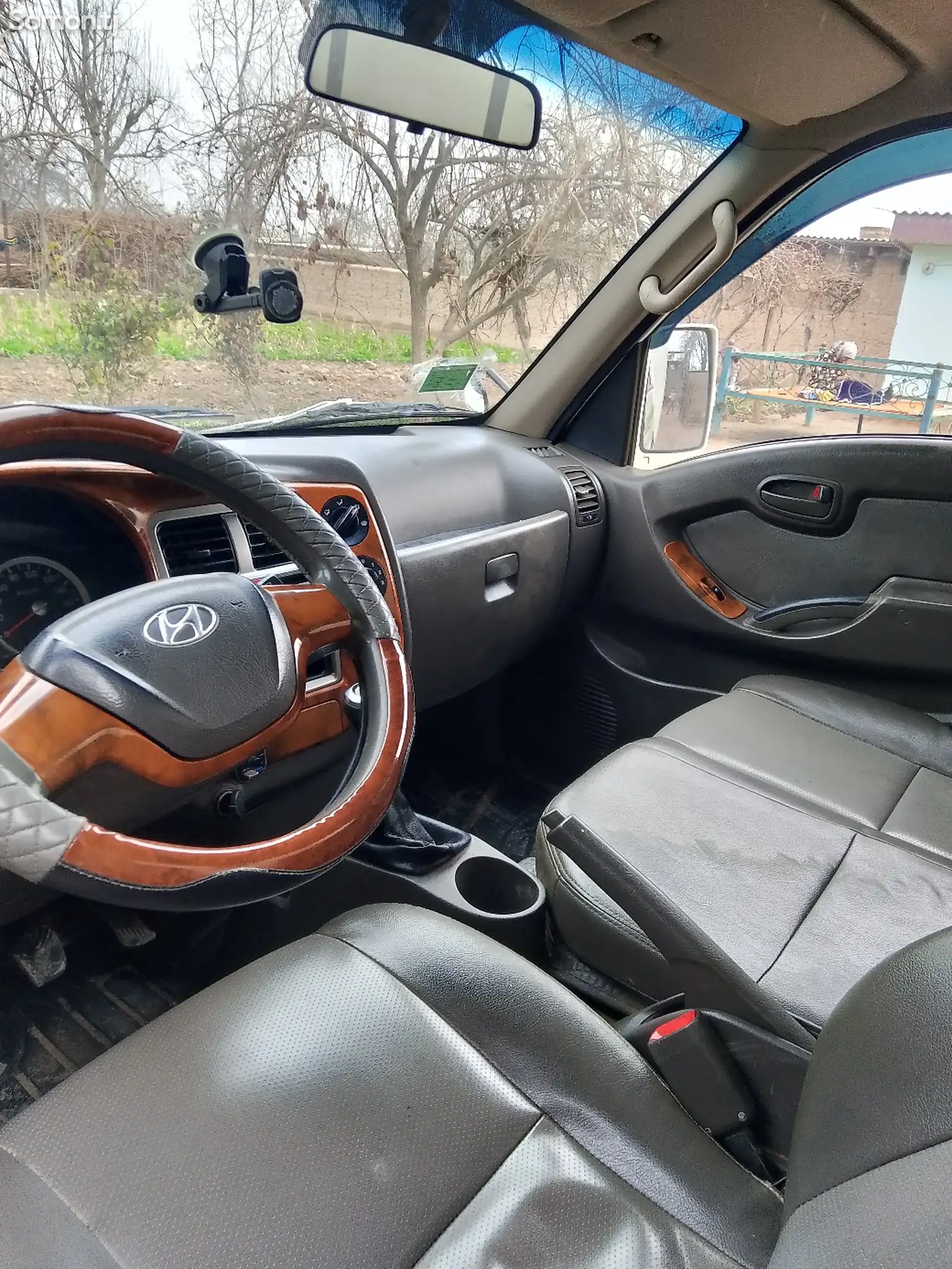 Бортовой автомобиль Hyundai Porter, 2015-1