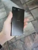 Sony Xperia XZ1-5