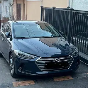 Hyundai Avante, 2015